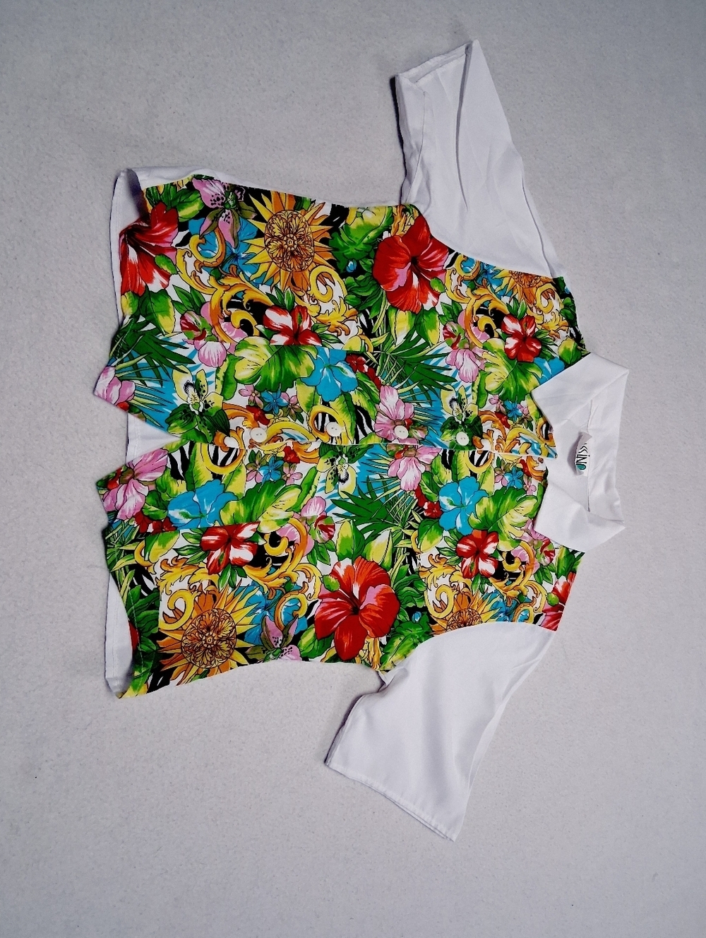Vintage Cassini Tropical Print Button-Up Shirt with White Collar